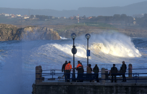 Santander activa el jueves 21 el dispositivo preventivo por aviso naranja en la costa