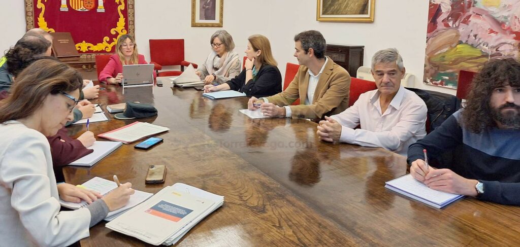 Tráfico prevé 83.000 desplazamientos en las carreteras cántabras durante el puente de la Constitución